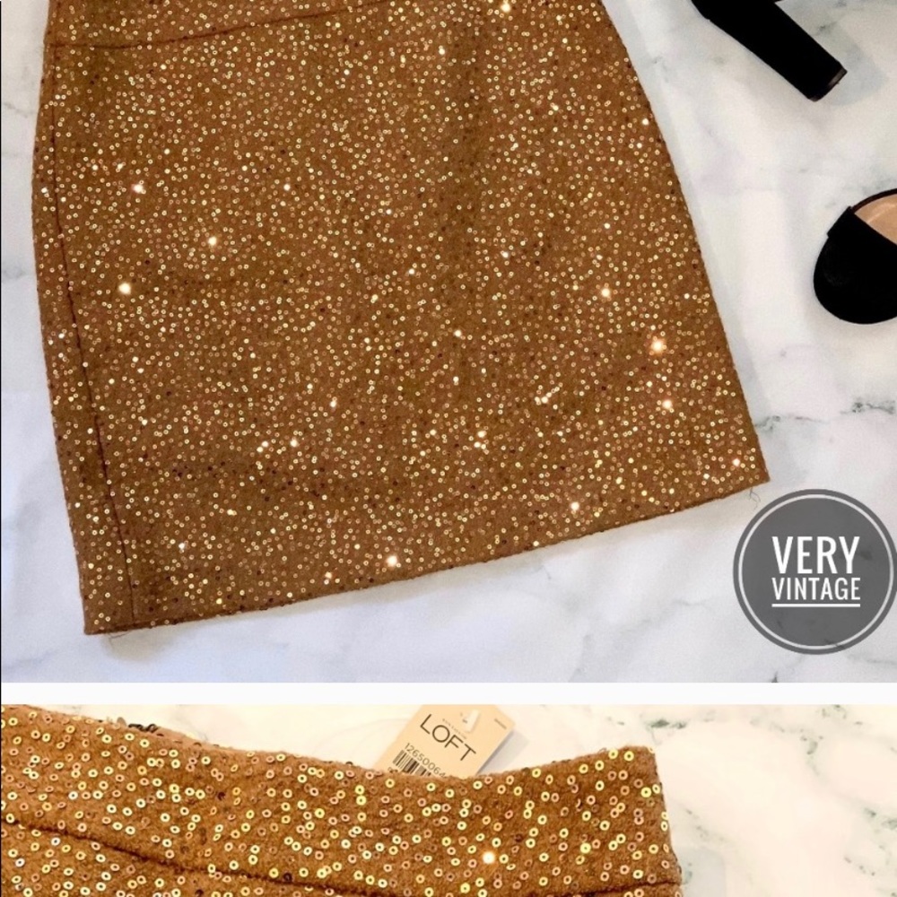 Ann Taylor LOFT Gold Sequin skirt BNWT